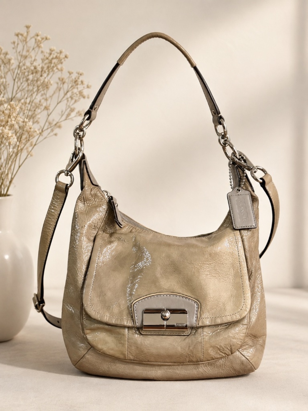 Coach Kristin Patent Leather Convertible Shoulder Hobo Bag Style 19299
